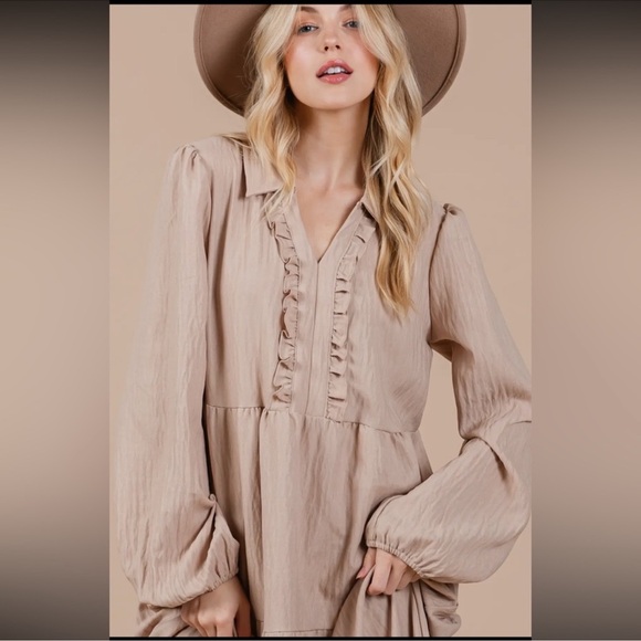 Prairie House Inspired Maxi Dress - Picture 3 of 9